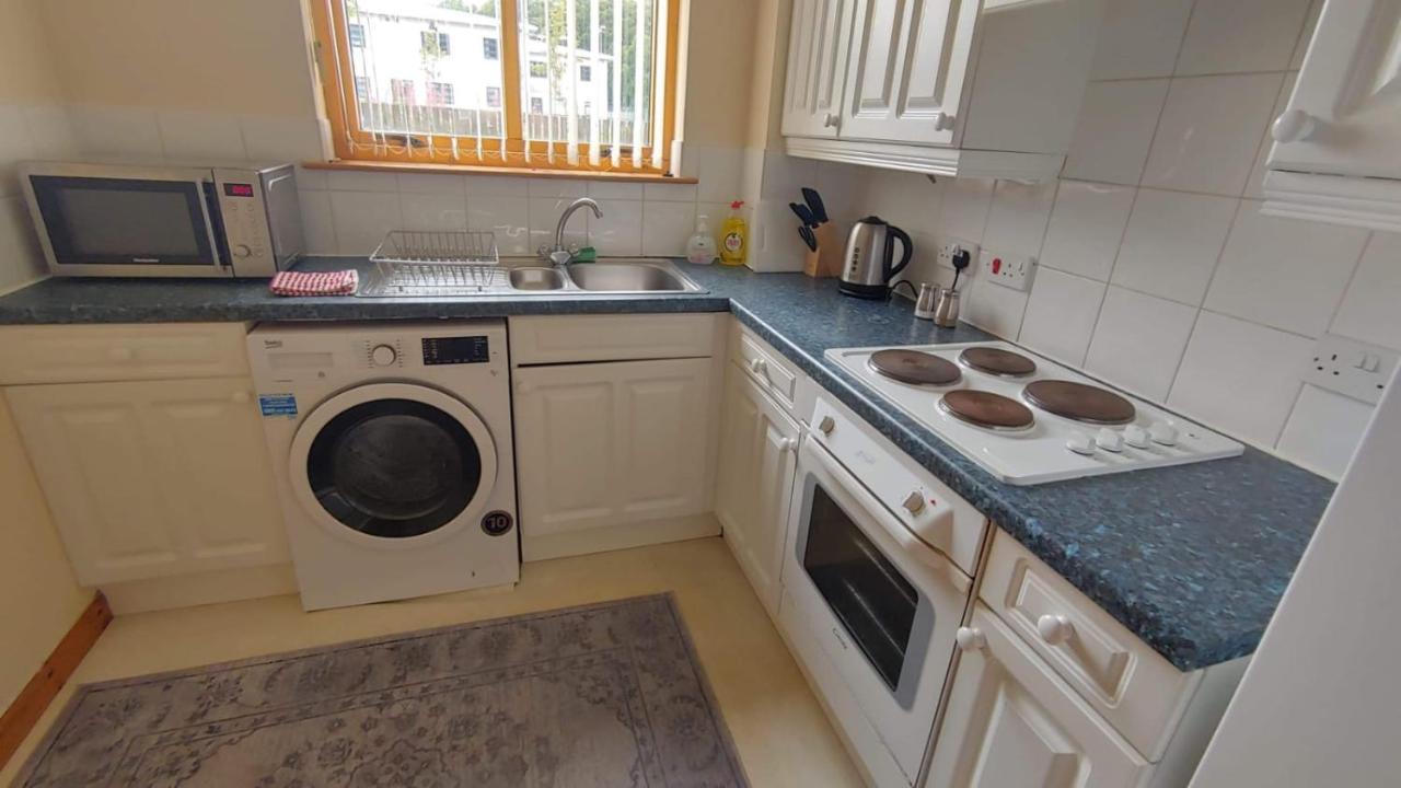 Superb 2 Bedroom Flat - Refurbished Dec 2024 Inverness Zewnętrze zdjęcie